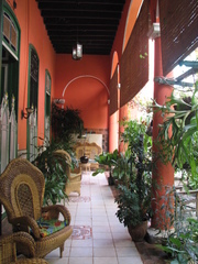 Casona de Calzada Vedado 13