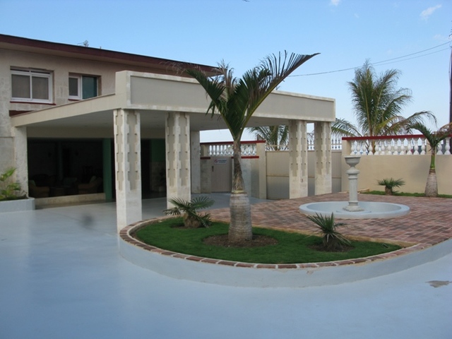 Villa Isis Miramar 1