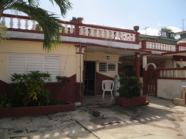 Casa Mesa Playa Larga 2