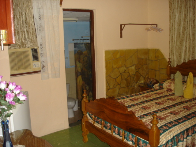 Hostal Viviam Rivero Santa Clara 10