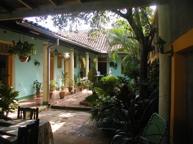 Hostal Buen Viaje Remedios 8