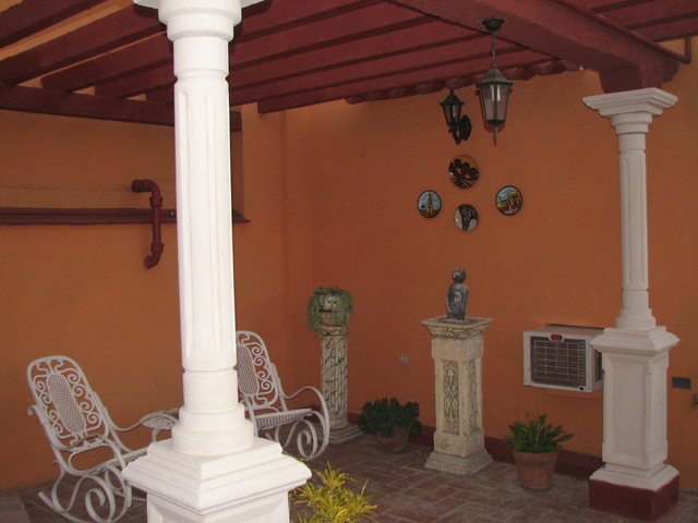 Hostal Colonial Cabanas Trinidad 3