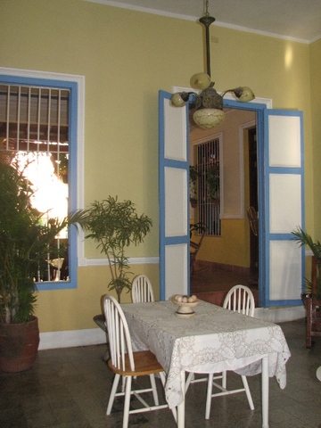 Hostal Bury Trinidad 12